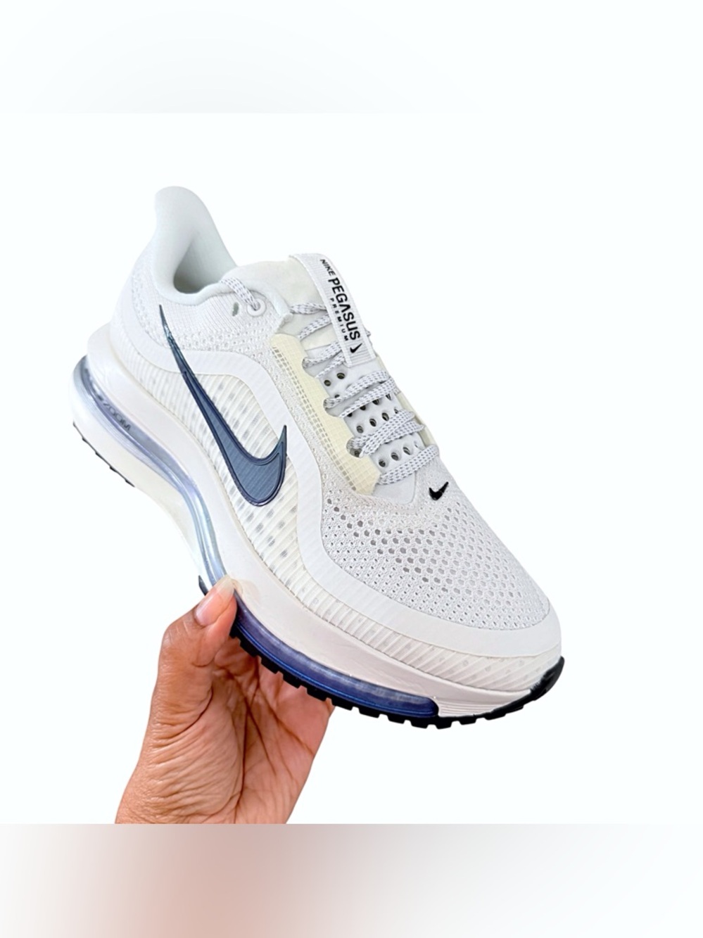 Nike Pegasus Premium Women’s Road Running Shoes - Picture 3 of 8